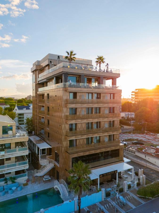 The Promenade Luxury Wellness Hotel foto 2