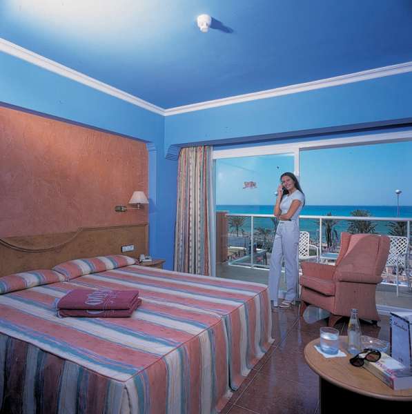 Universal Hotel Neptuno foto 6