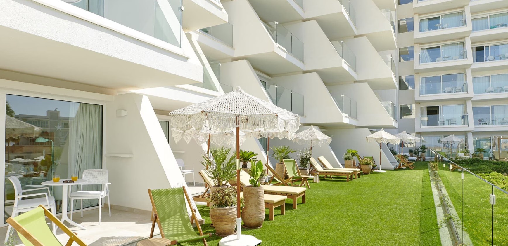 Premium double terrace