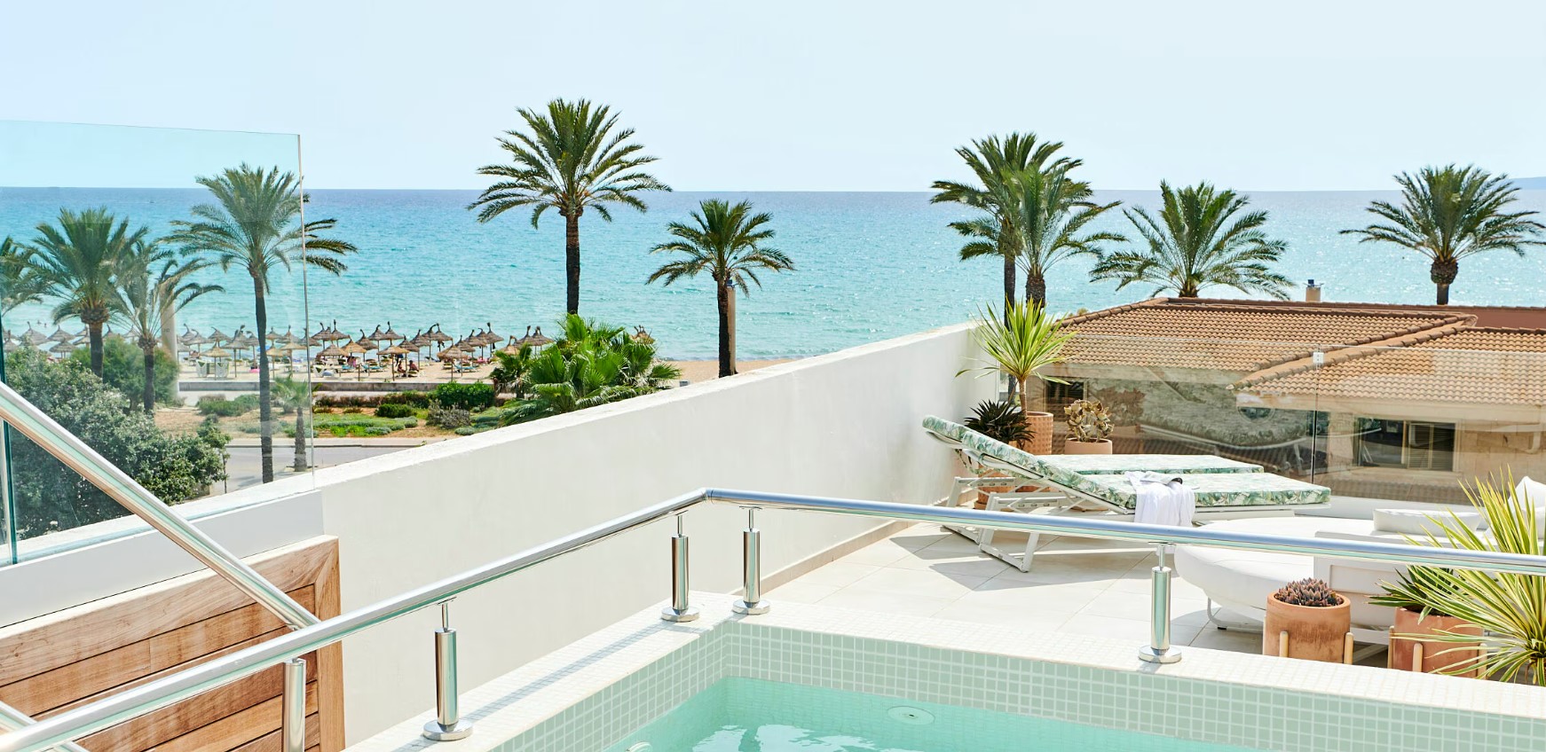 Sea-View Junior Suite with Private Pool
