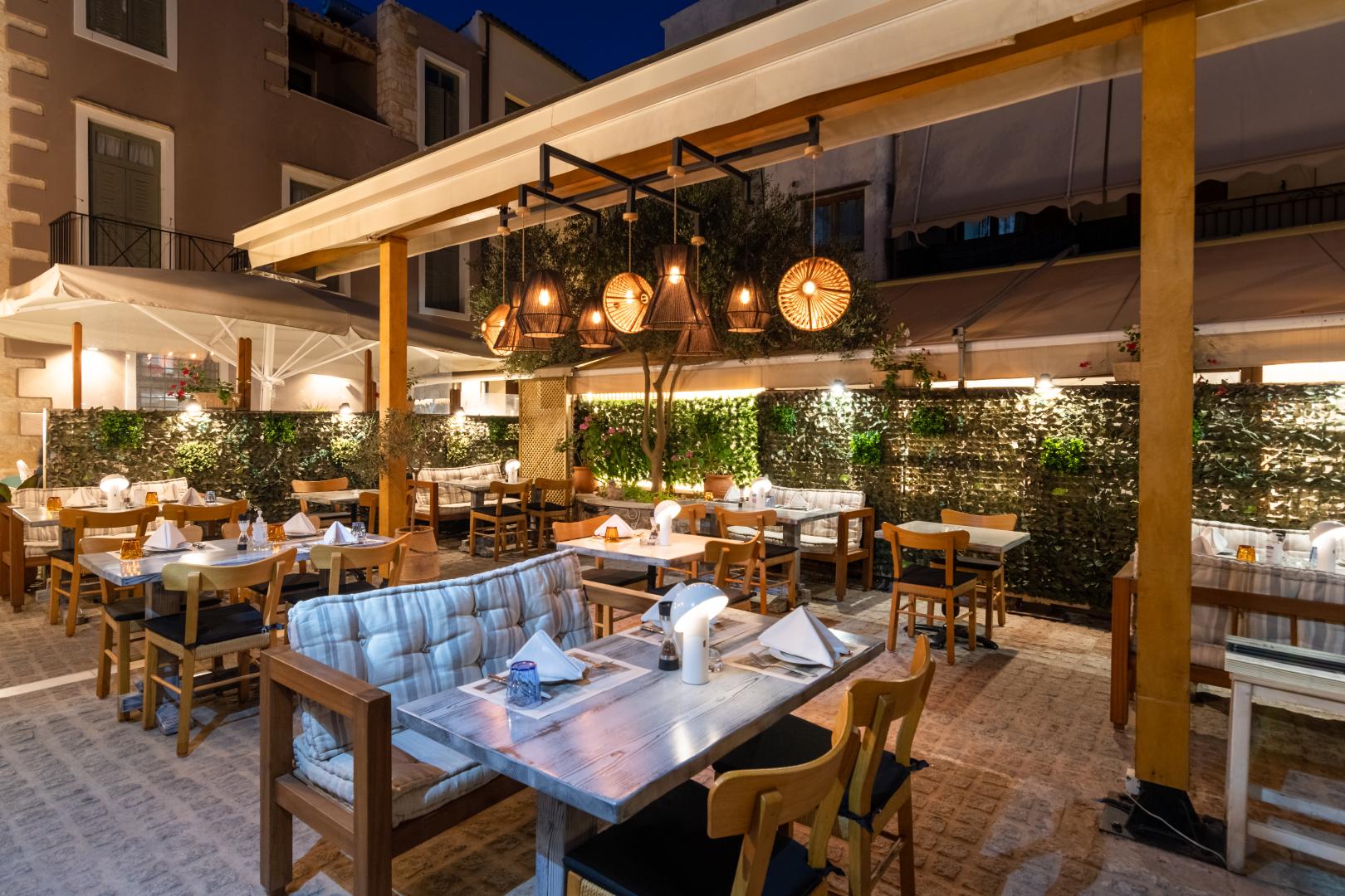 Binnenplaats — Palazzino di Corina