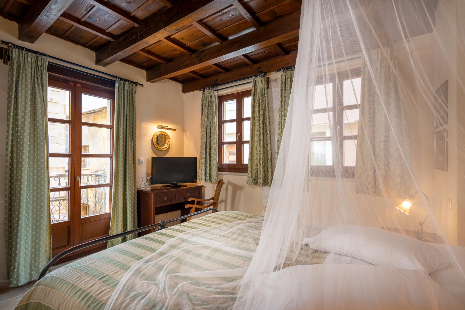 Kamer met tweepersoonsbed — Palazzino di Corina