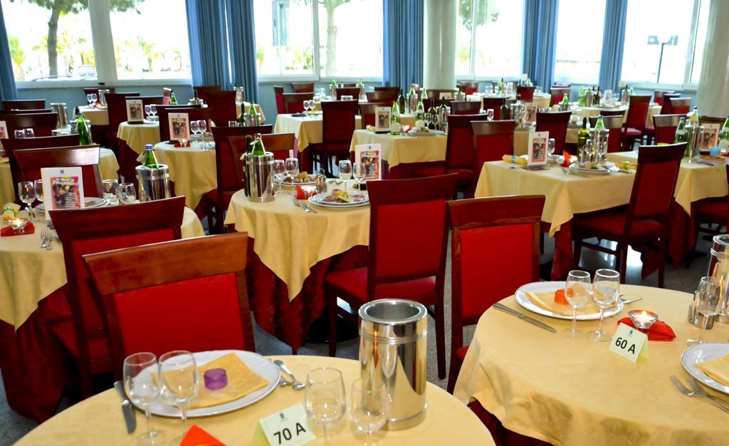 Hotel Ambassador foto 6