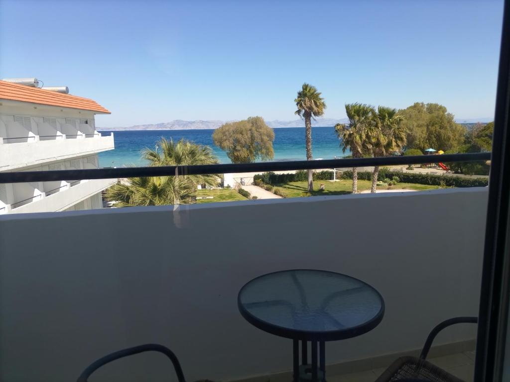 Pylea Beach Hotel foto 7