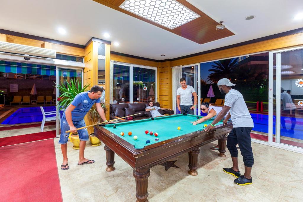 Galaxy Beach Hotel image 2