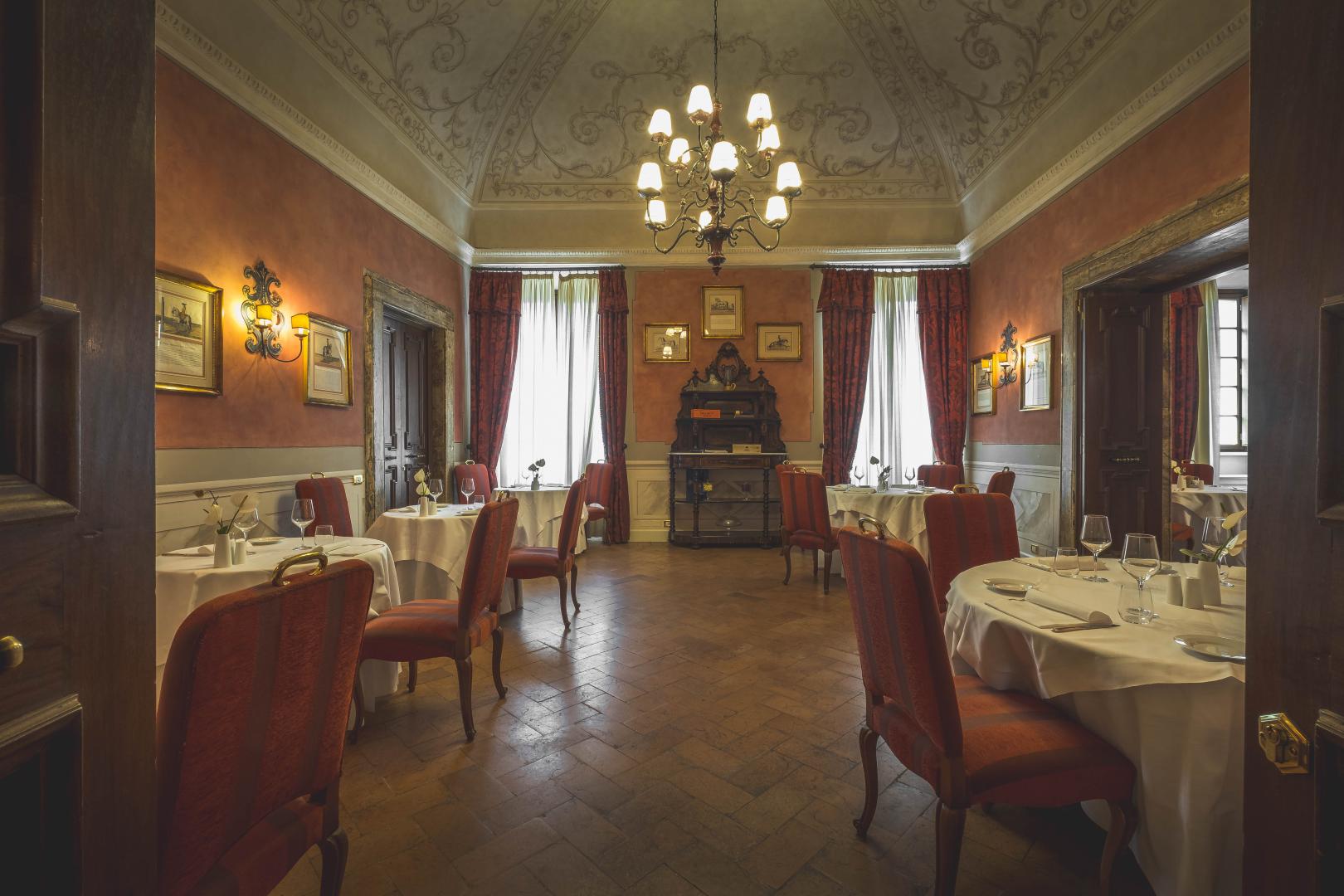 Grand Hotel Continental image 2