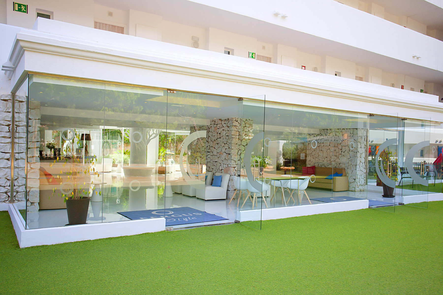 FERGUS Style Cala Blanca Suites foto 137