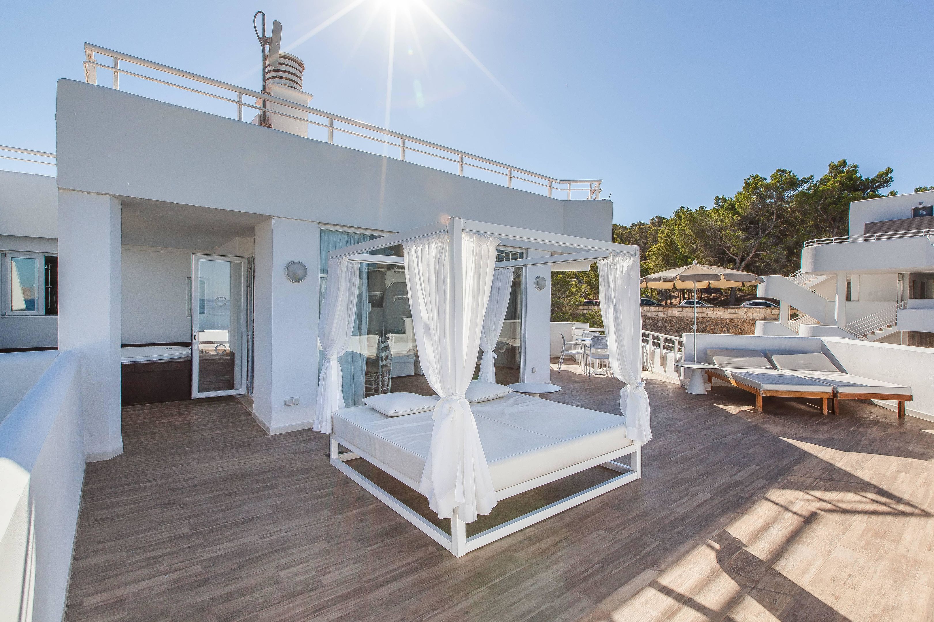 FERGUS Style Cala Blanca Suites foto 102