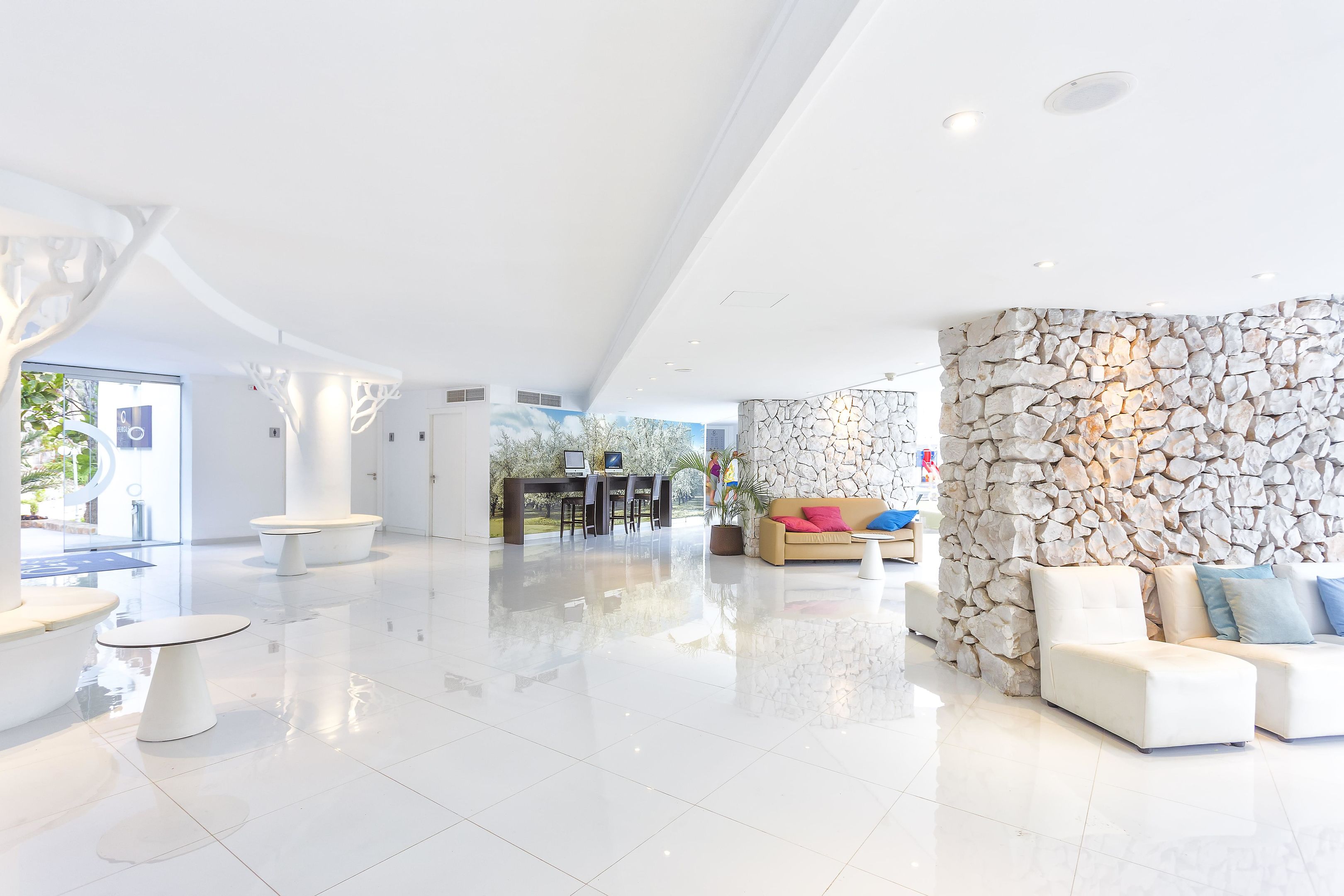 FERGUS Style Cala Blanca Suites foto 113