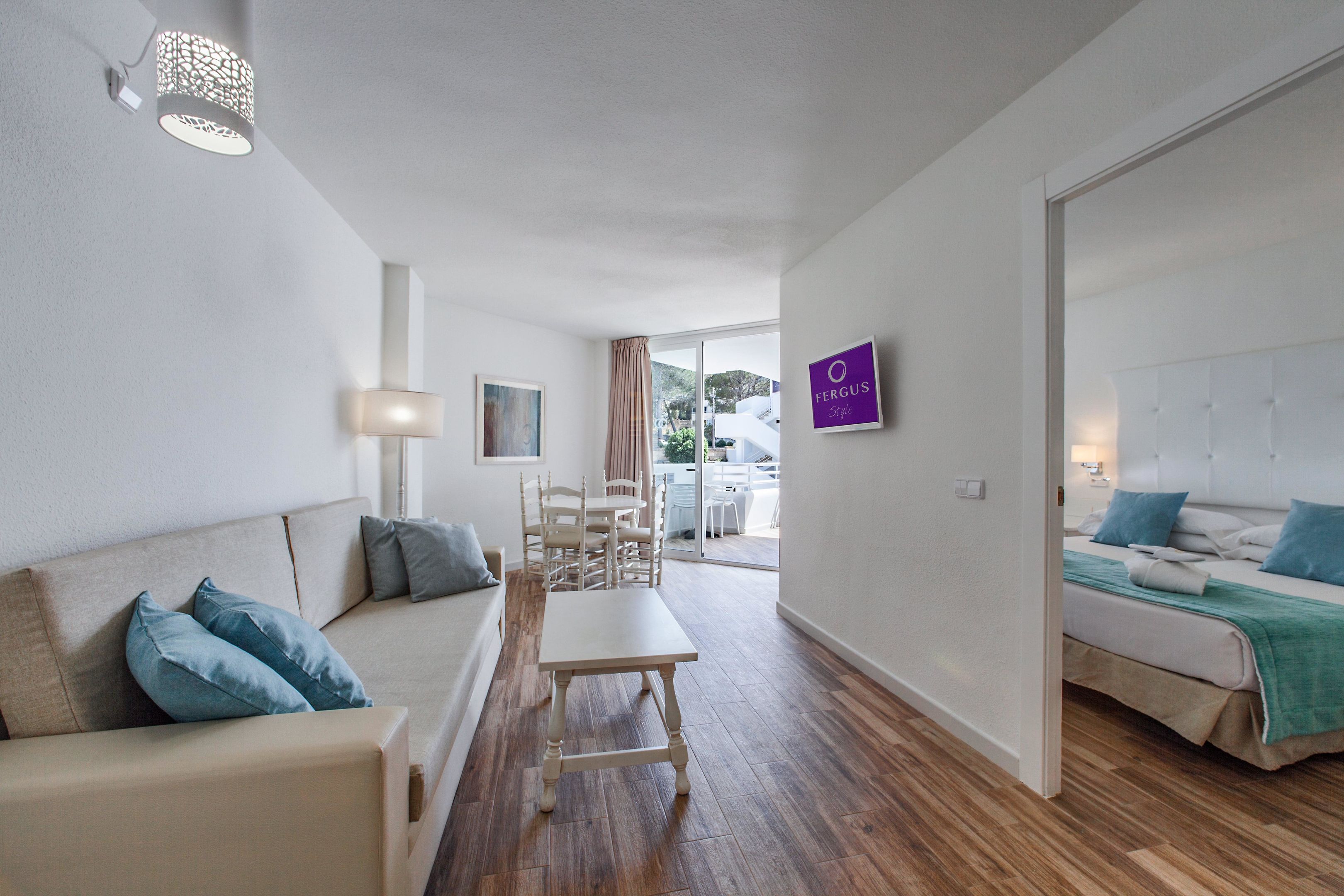 FERGUS Style Cala Blanca Suites foto 124