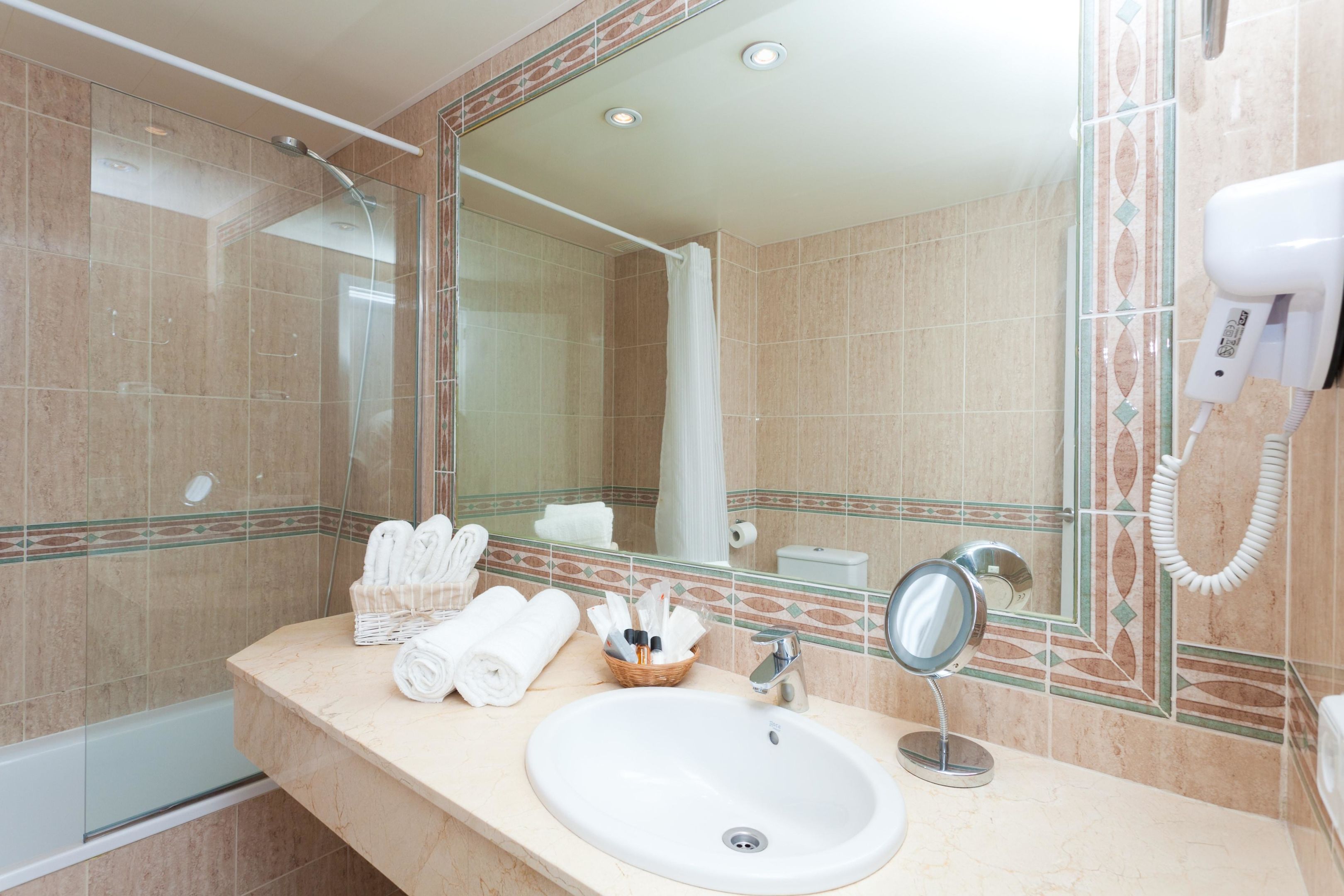 FERGUS Style Cala Blanca Suites foto 127