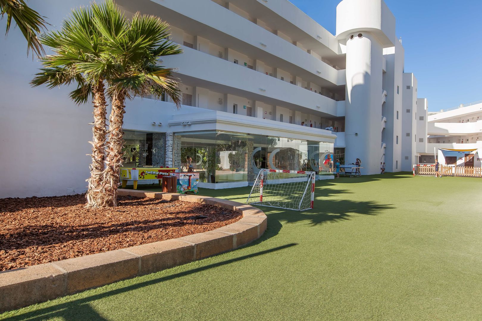 FERGUS Style Cala Blanca Suites foto 16