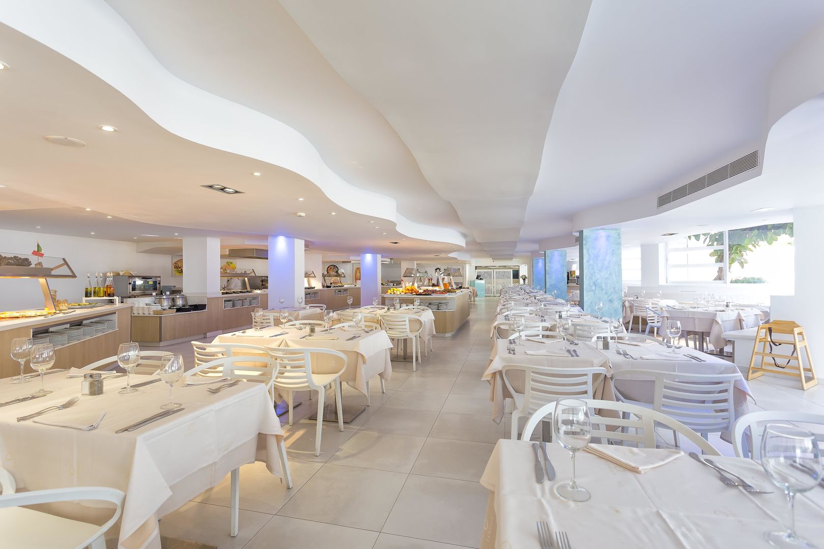 FERGUS Style Cala Blanca Suites foto 9