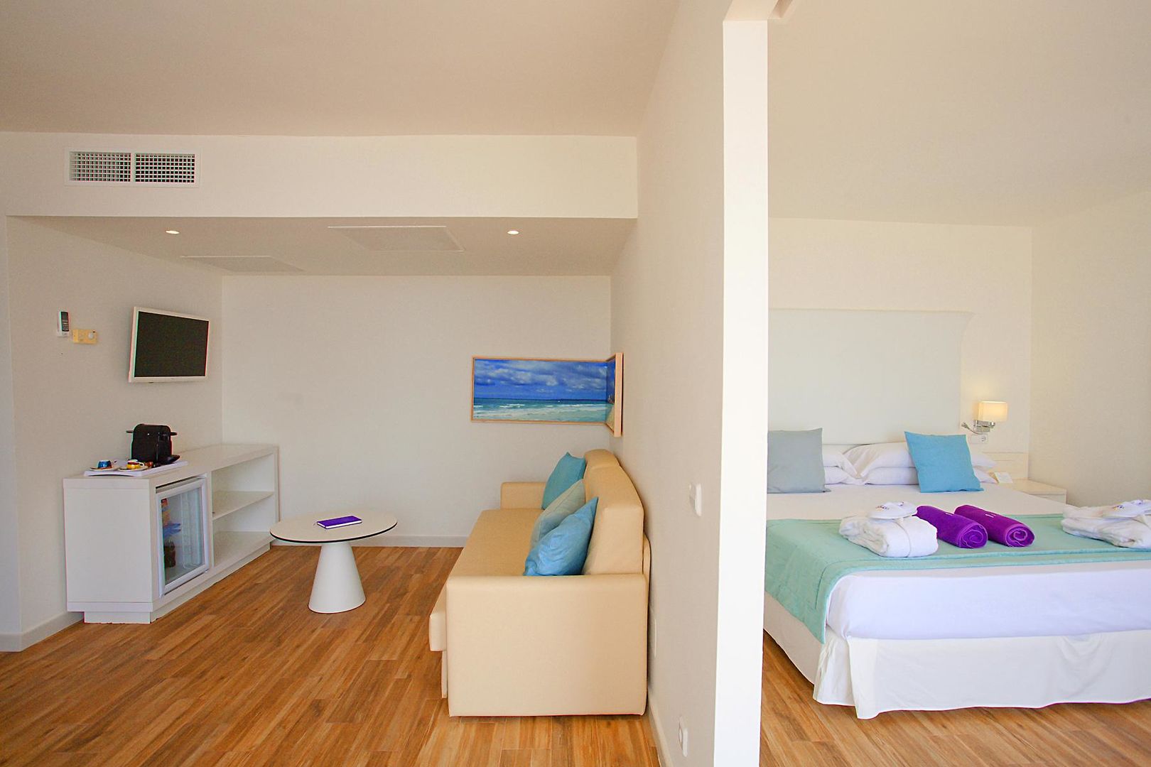 FERGUS Style Cala Blanca Suites foto 11