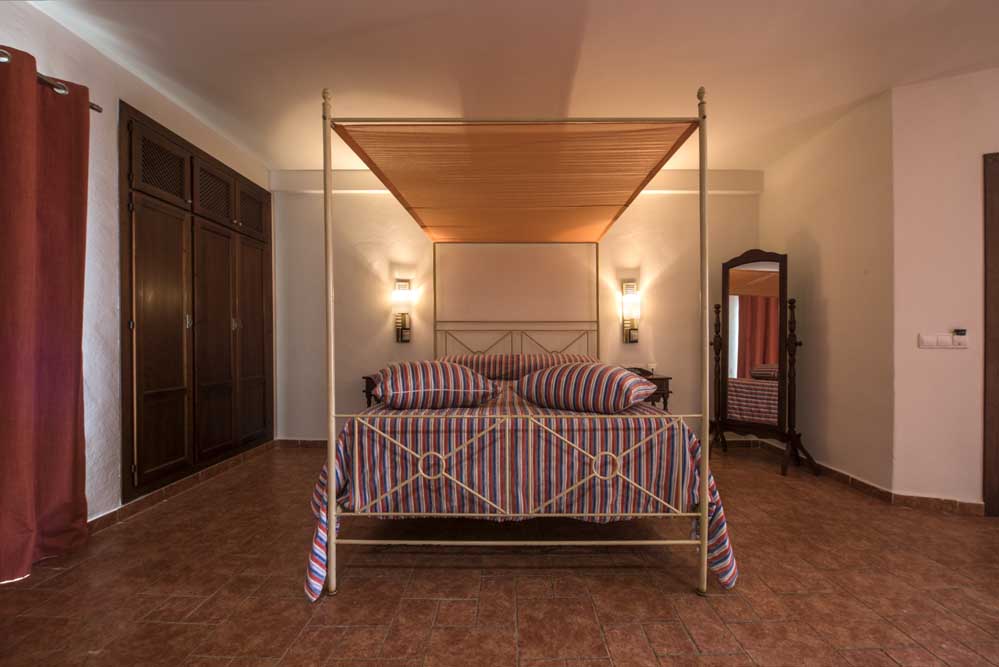 Kamer met tweepersoonsbed — Hotel de Naturaleza Rodalquilar