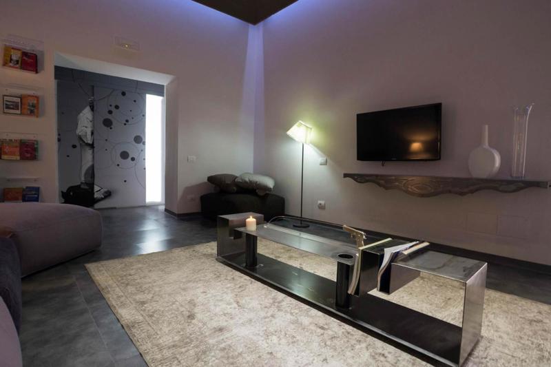 Hotel Santa Brigida in Naples - foto 5