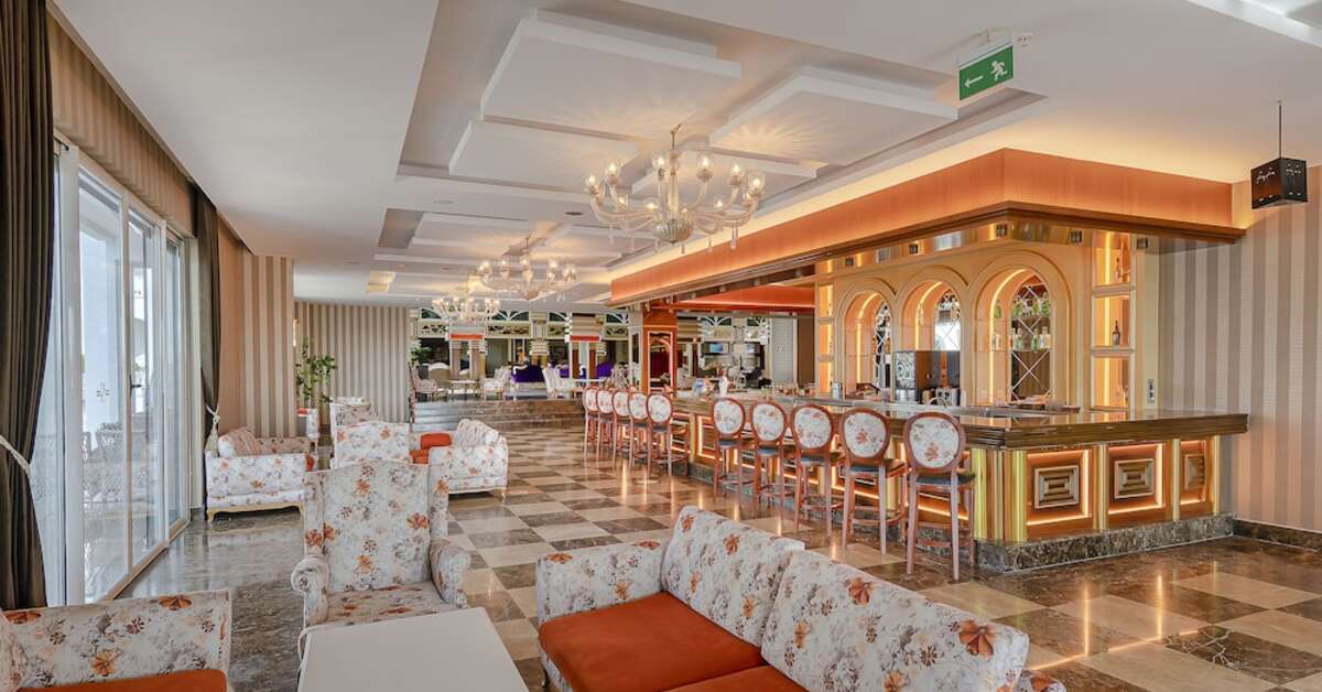 Side Premium image 2