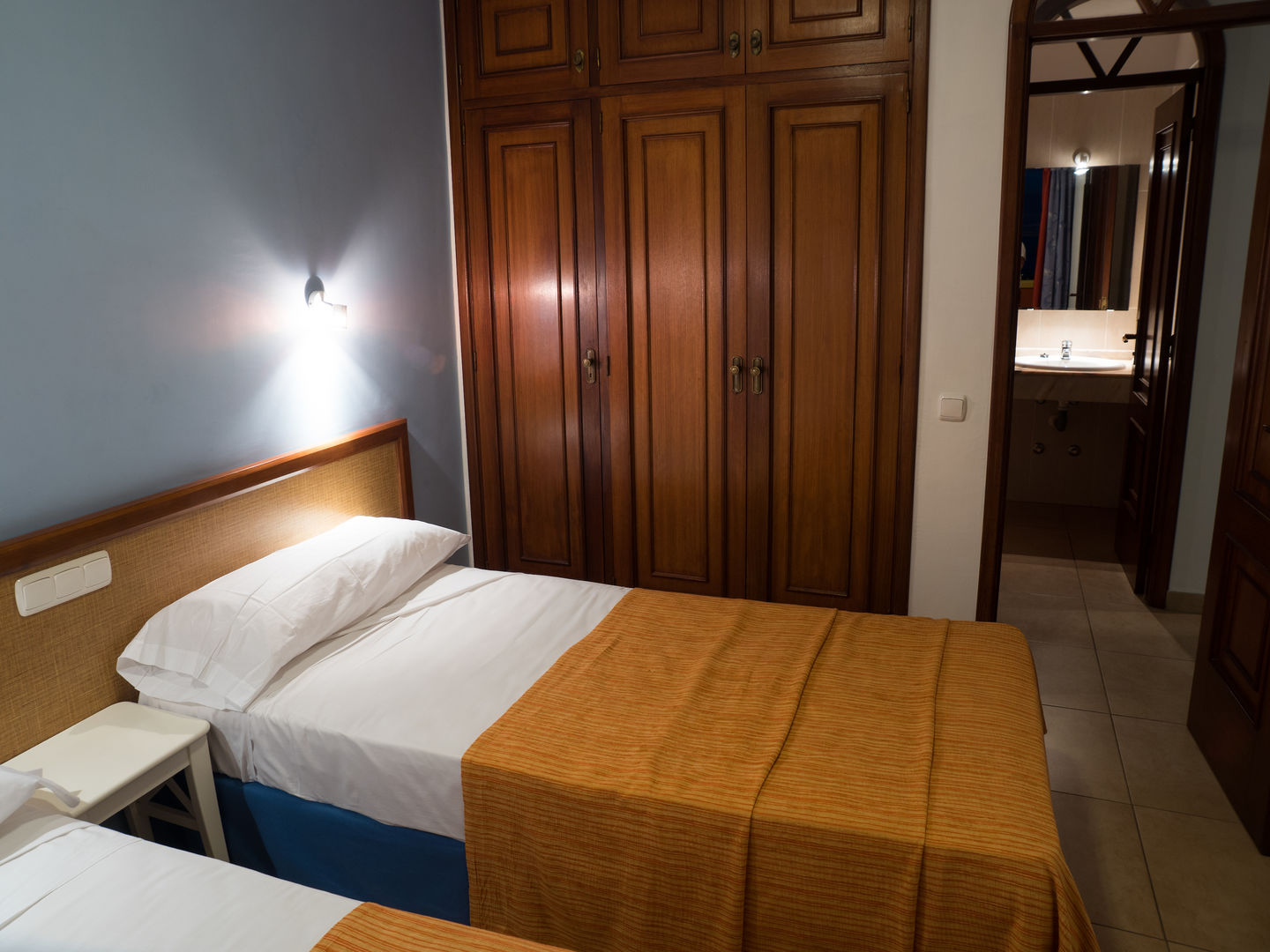 Laguna Park II image 2