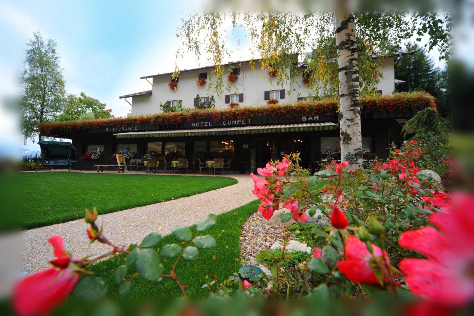 Compet Hotel & Restaurant