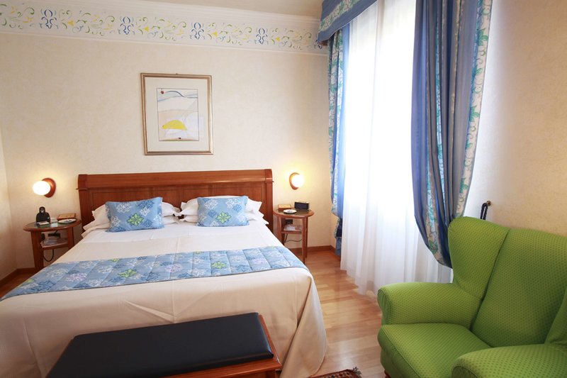 Hotel Firenze image 0