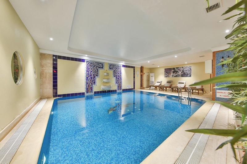 Ramada By Wyndham Istanbul Taksim