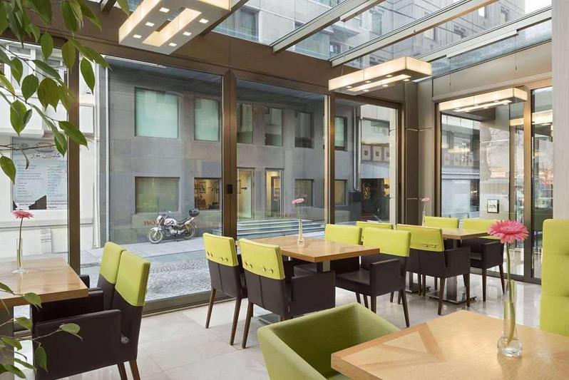 Ramada By Wyndham Istanbul Taksim in Istanbul - foto 5