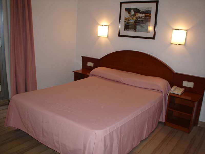 Cortes image 2
