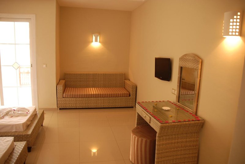 Lella Meriam Hotel & Club foto 12