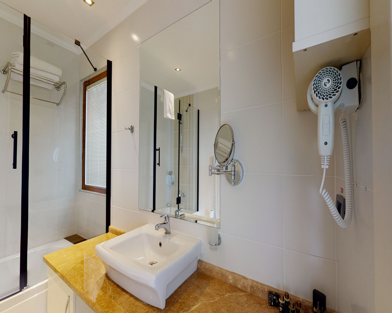 Double Royal Hotel foto 10
