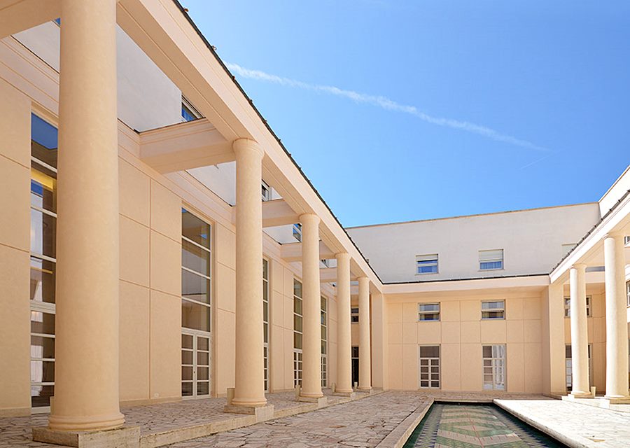 Main image