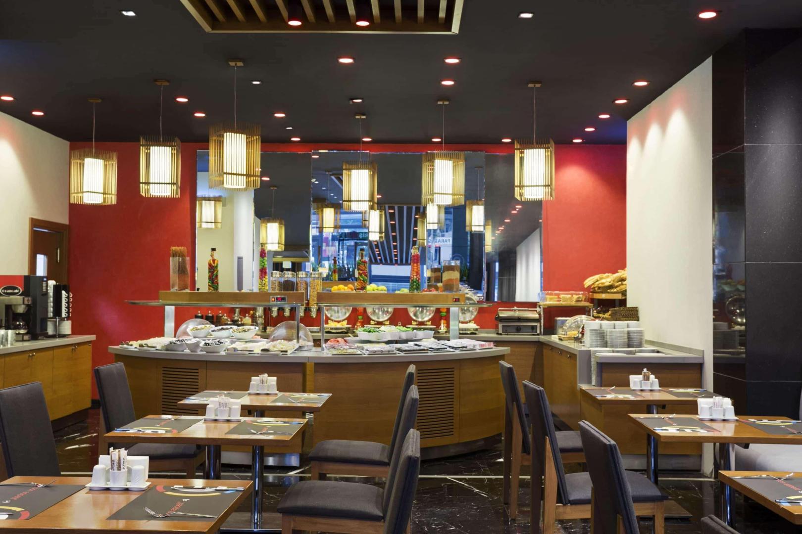 Ramada Encore by Wyndham Izmir image 2