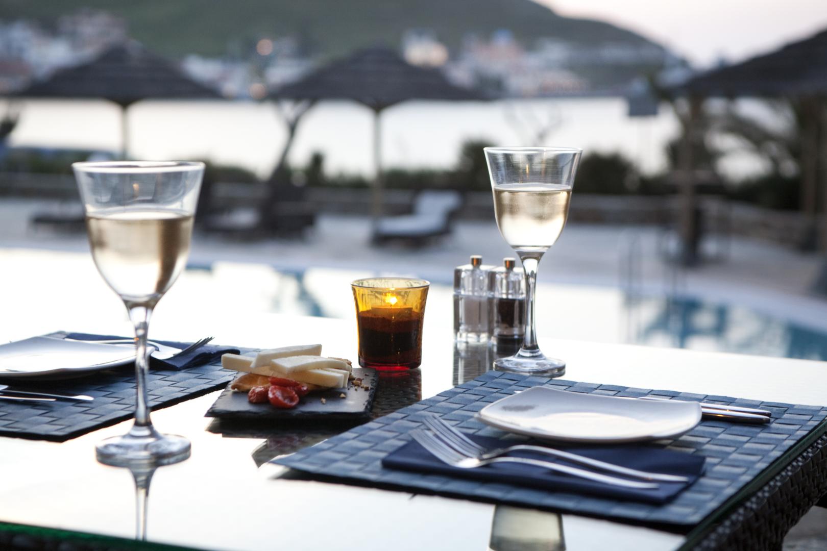 Porto Kea Suites image 3