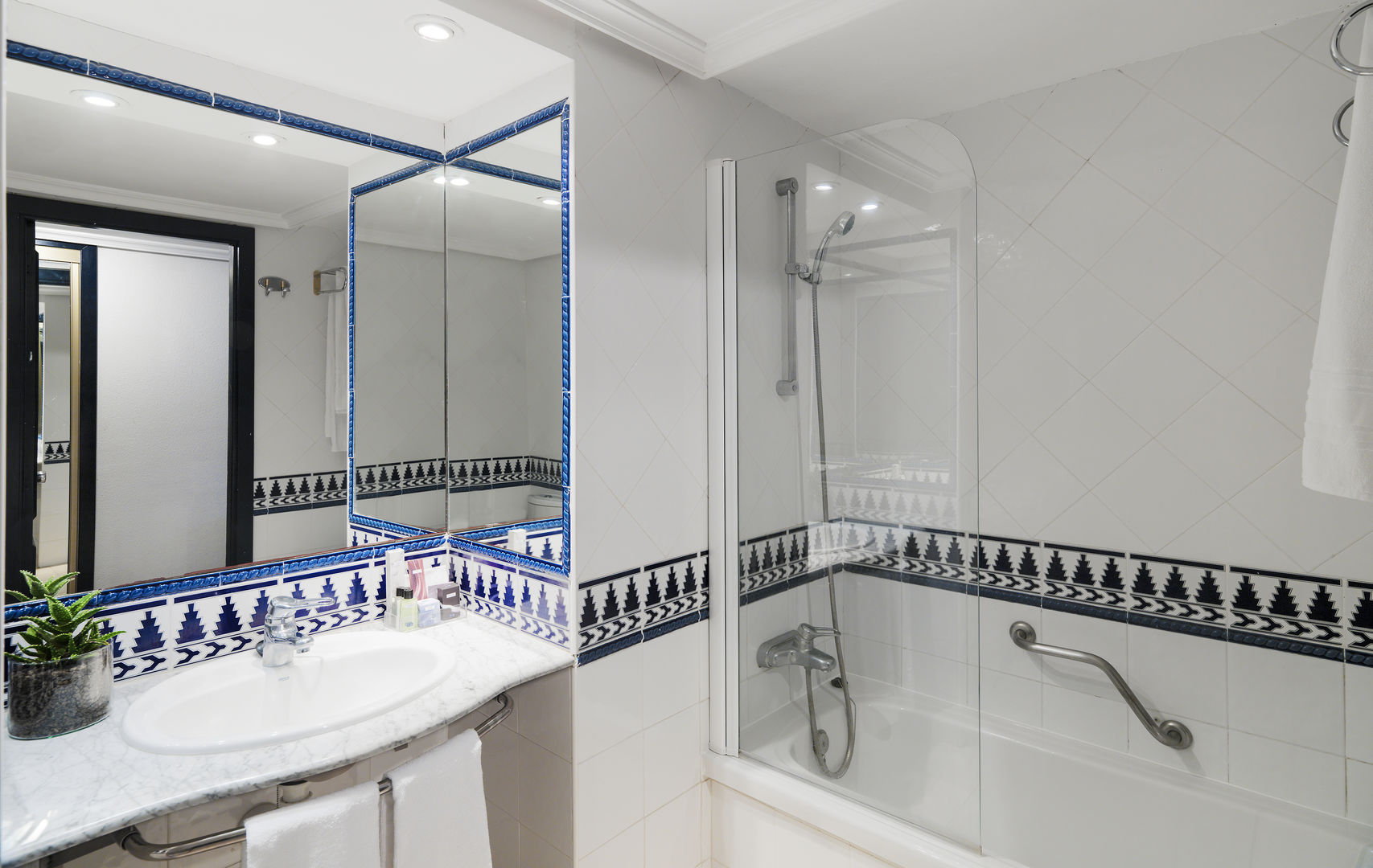 H10 Tenerife Playa image 3