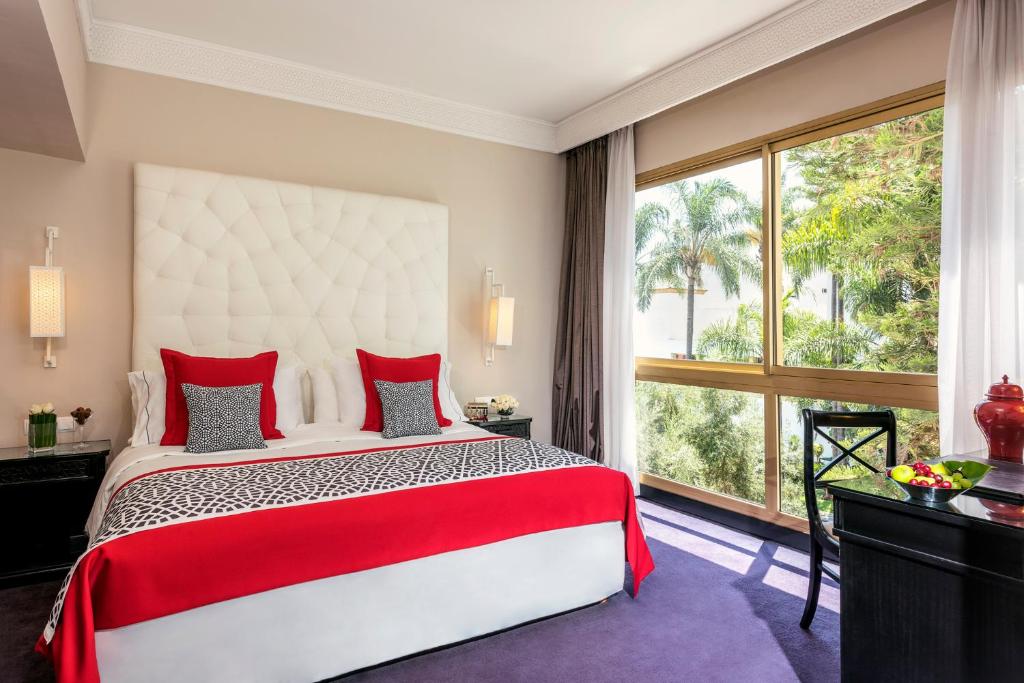 La Tour Hassan image 1