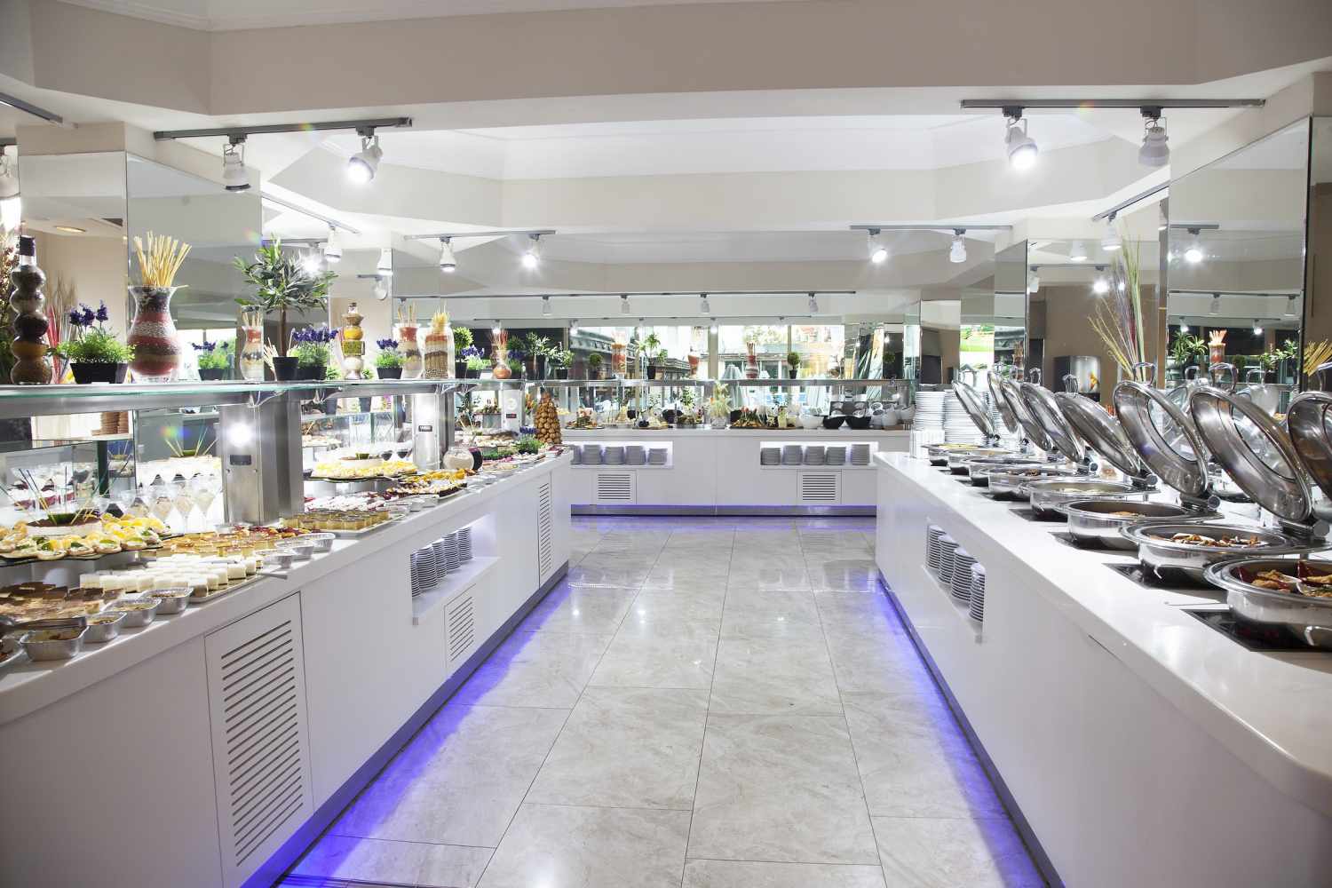 Laur Hotels Experience & Elegance image 2