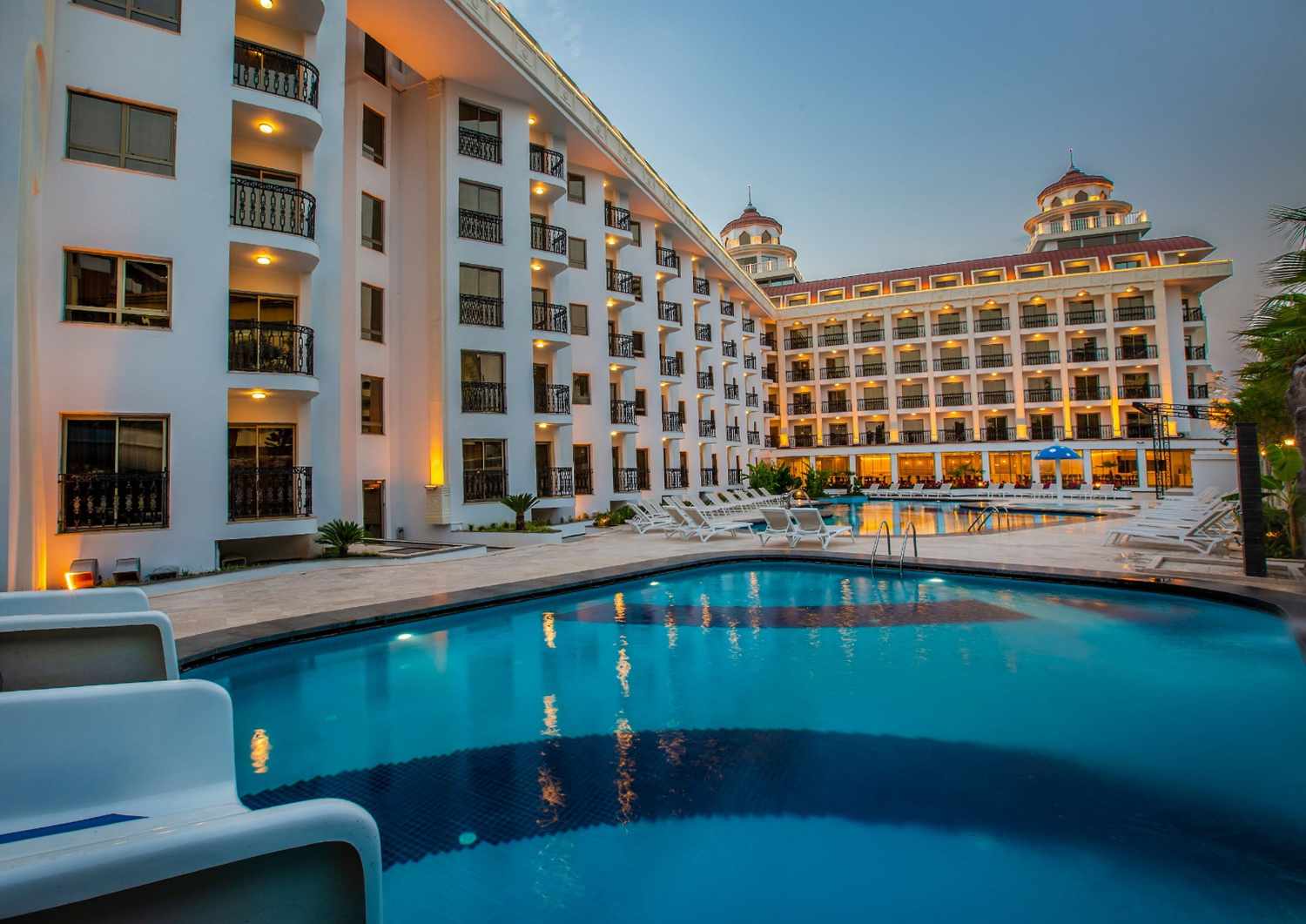 Blue Marlin Deluxe Spa & Resort image 3