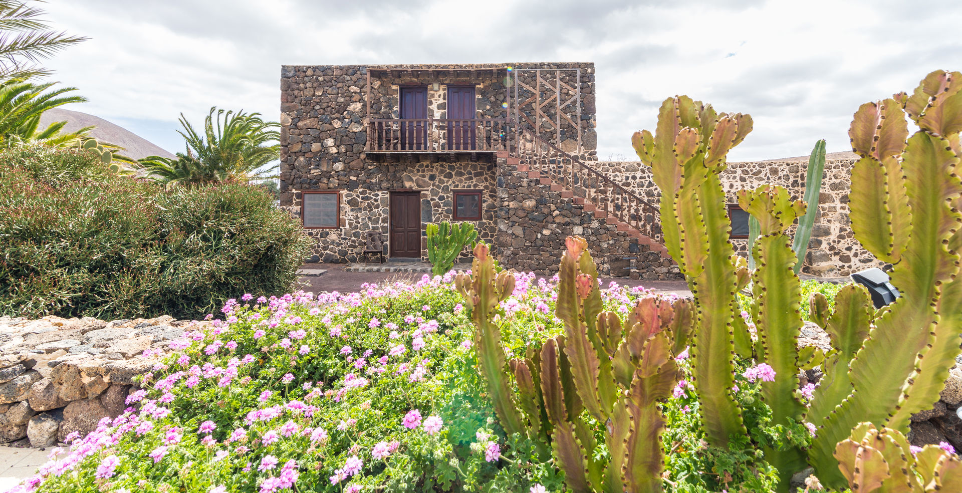 Hotel Rural Mahoh image 0