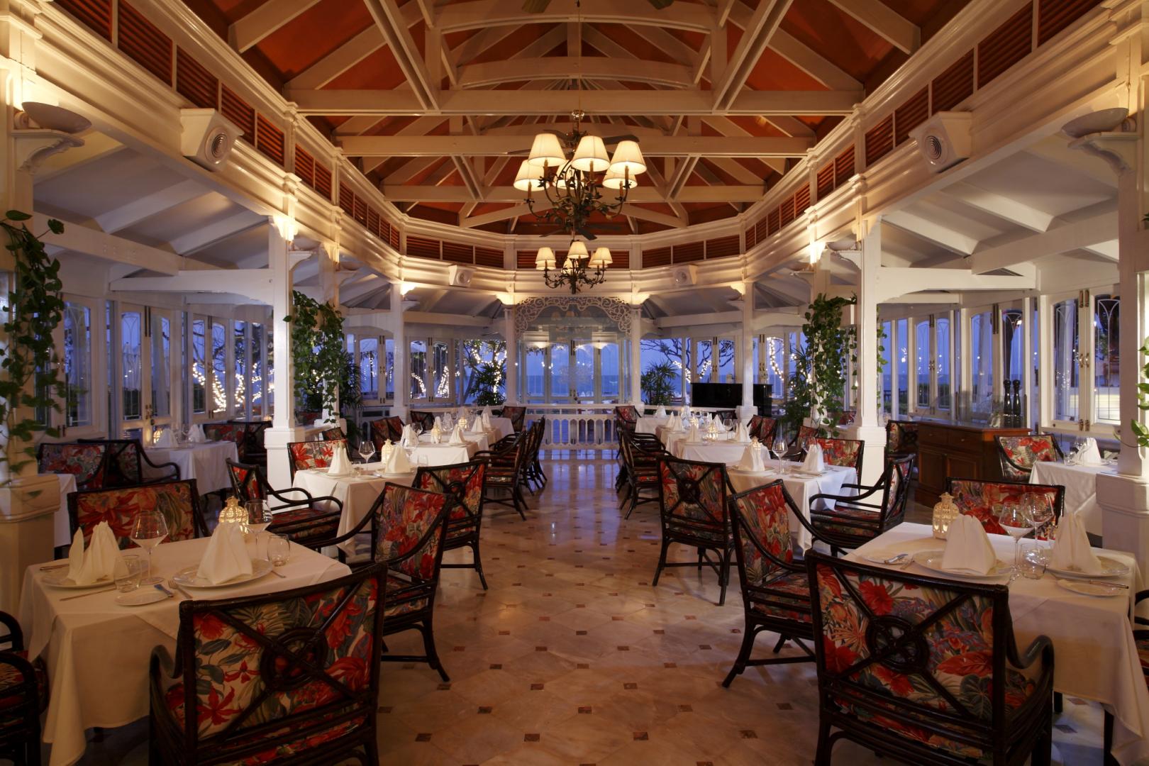 Centara Grand Beach Resort & Villas Hua Hin foto 3