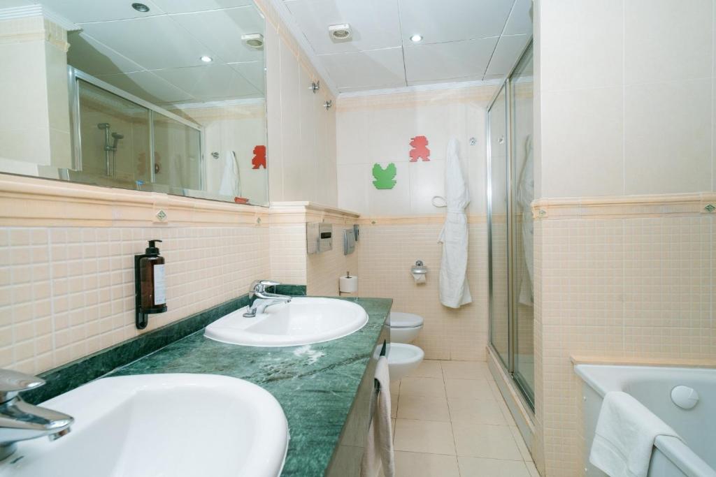 Magic Games Hotel image 2