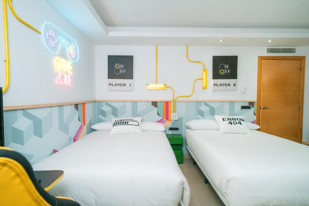 Magic Games Hotel image 3