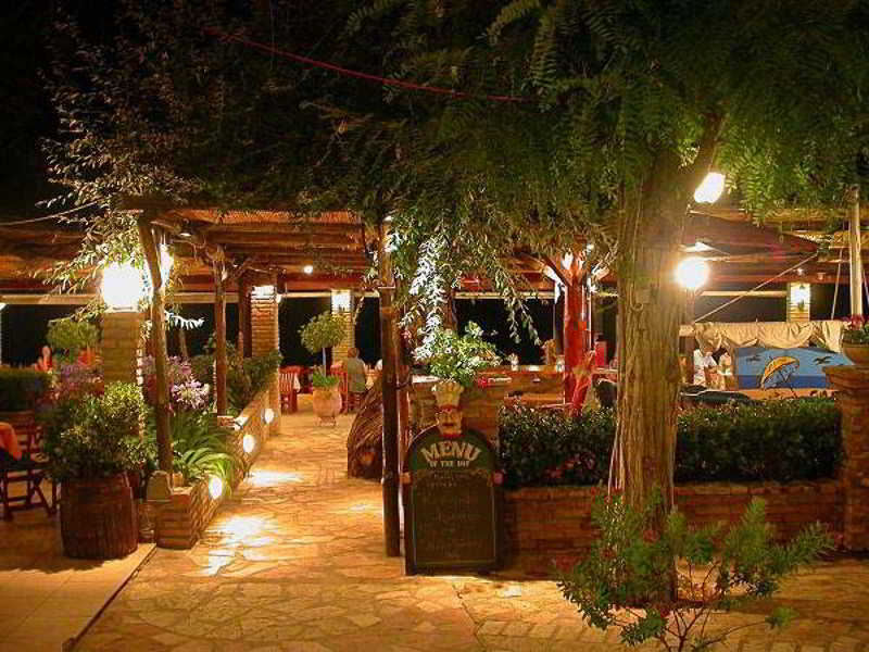 Hotel Castella Beach image 2