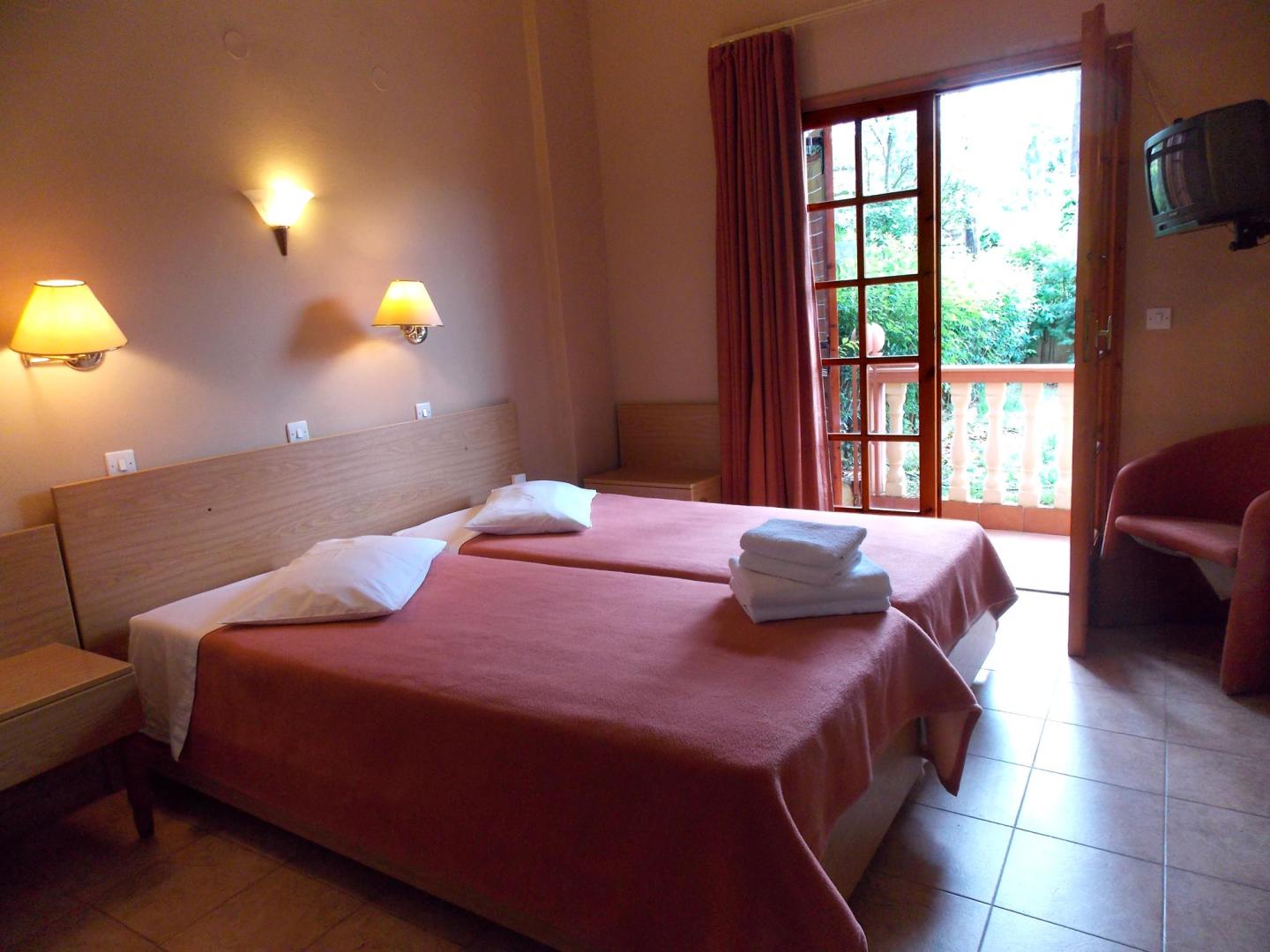Hotel Castella Beach image 1
