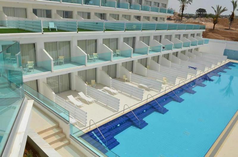 King Evelthon Beach Hotel and Resort foto 3