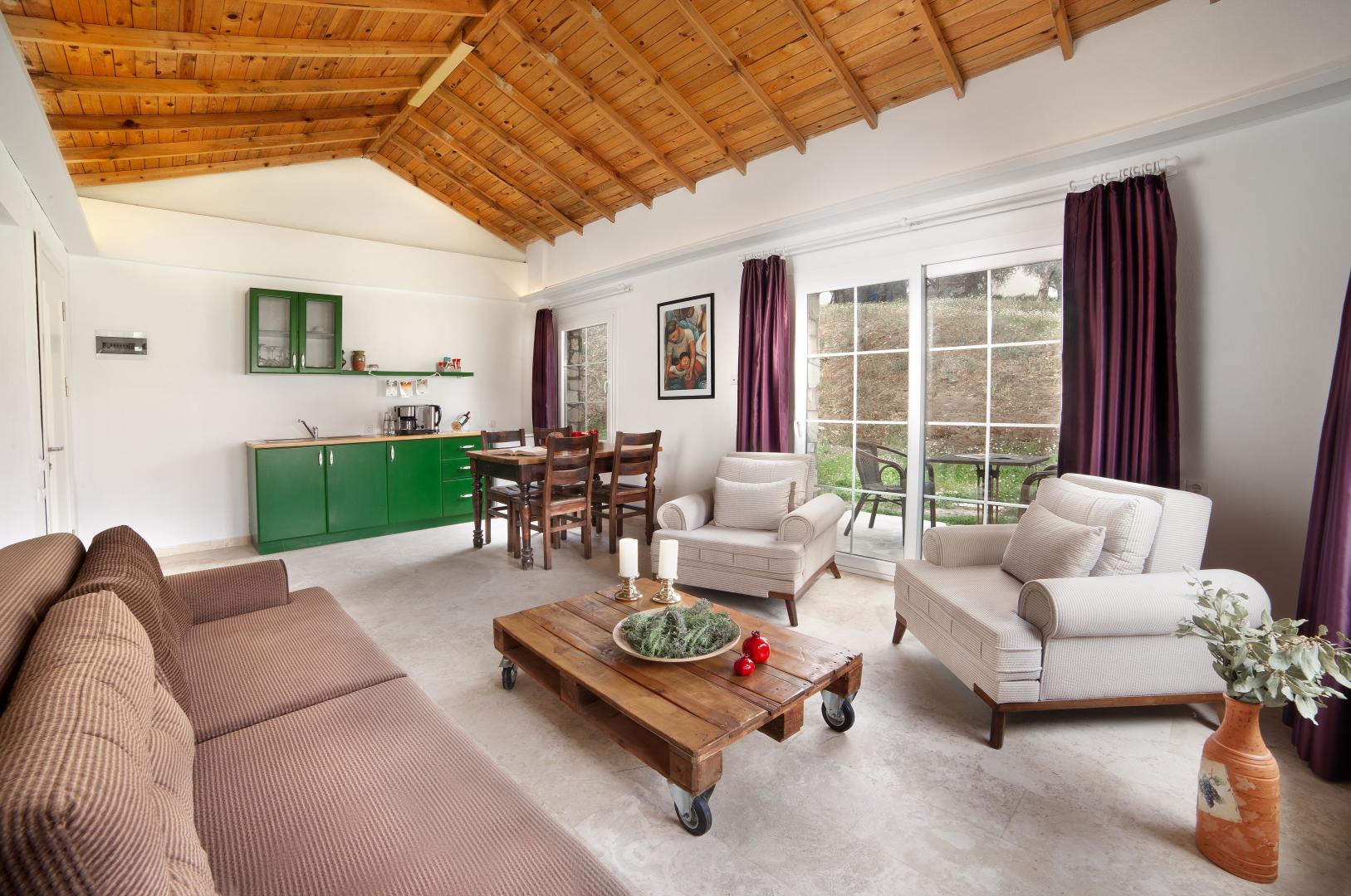 Vinifera Vineyards Hotel foto 19