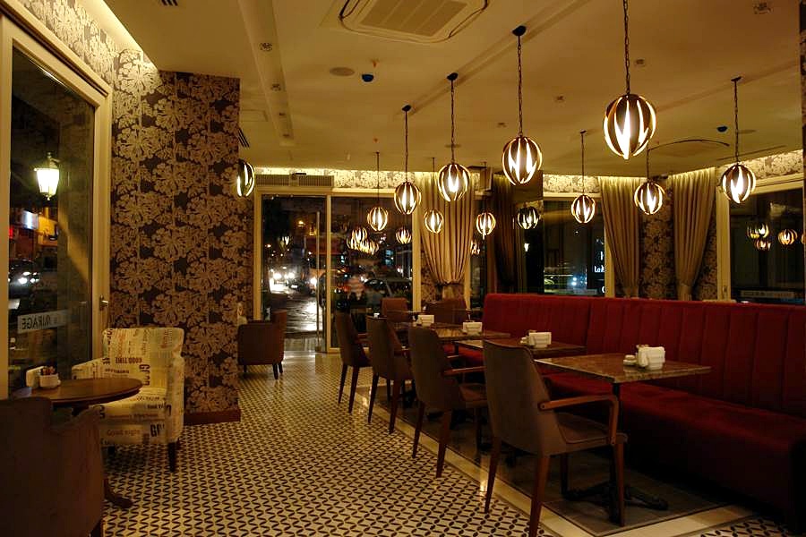 Le Mirage Hotel image 2