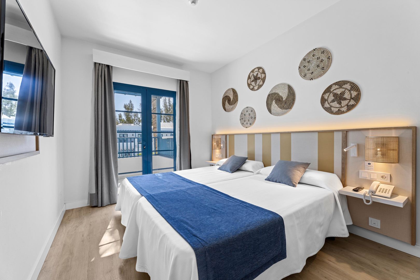 THB Tropical Island image 1