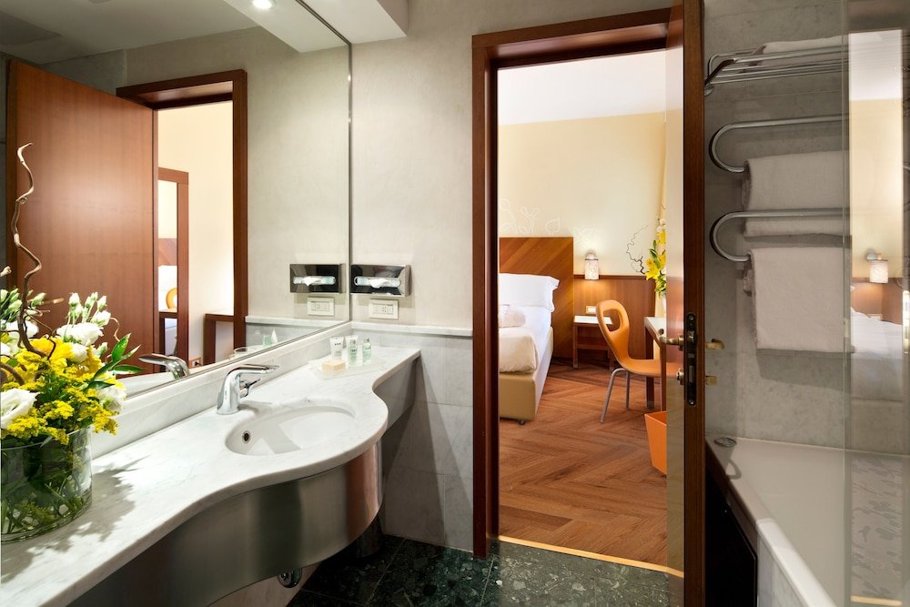 UNAHOTELS Mediterraneo Milano foto 12