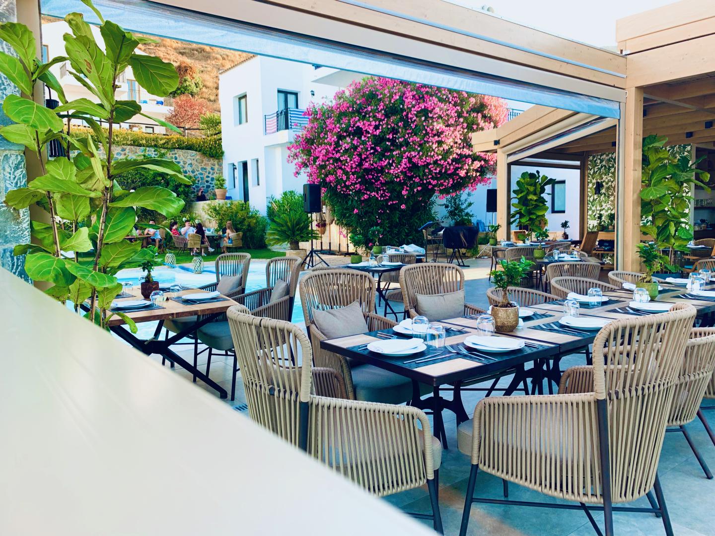 Binnenplaats — Creta Blue