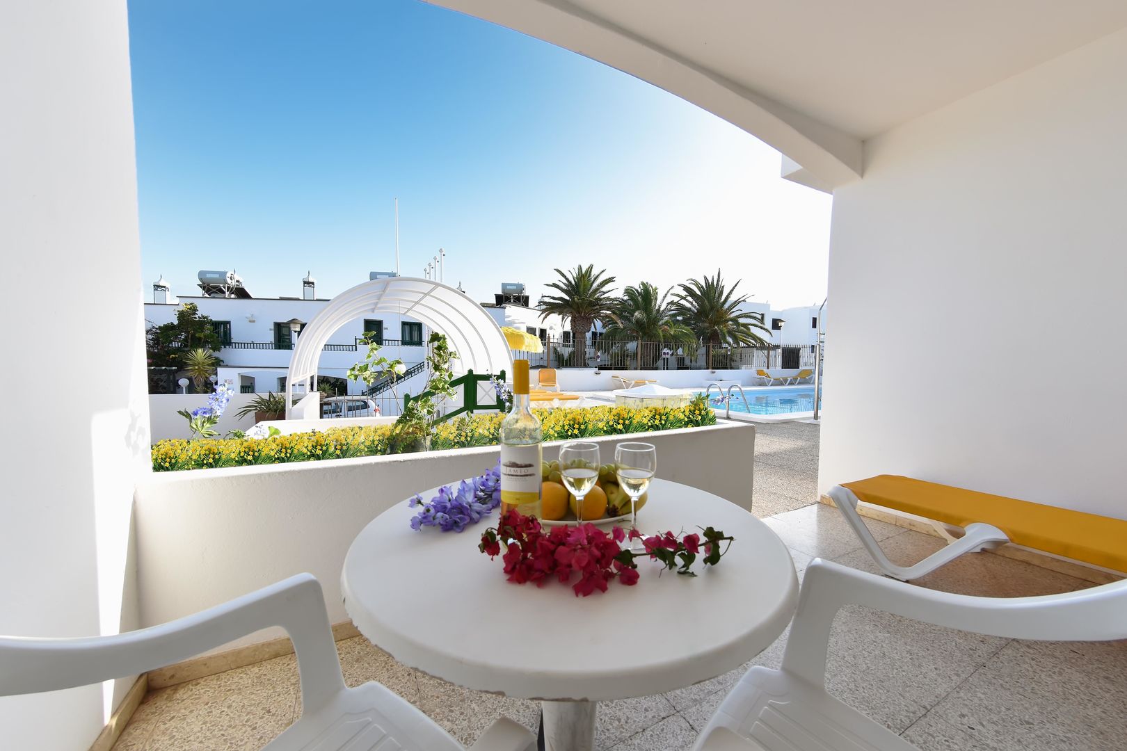 Apartamentos Isabel image 3