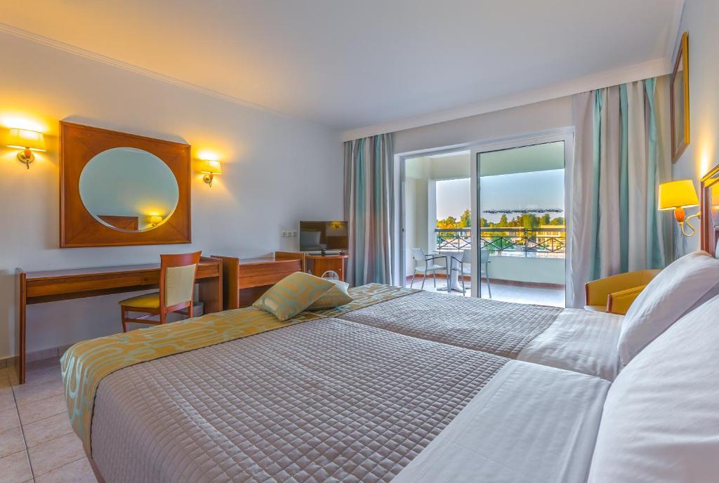 Kipriotis Maris Suites foto 21